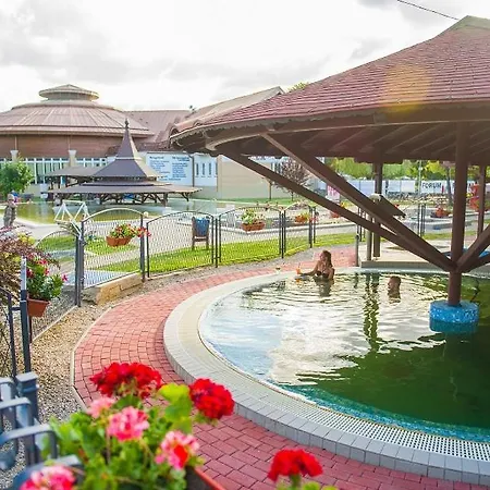 Hotel Kamilla 4*