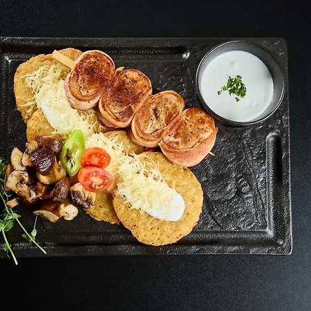 Kamilla 4*